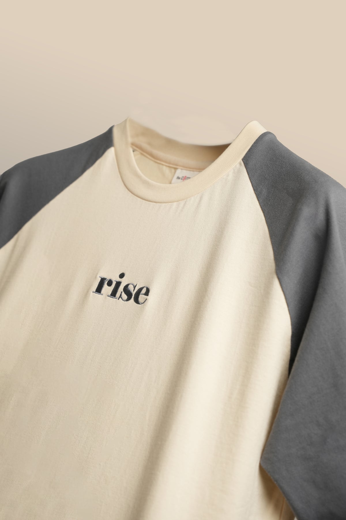 Raglan Tee – Sand/Slate – thecommonman